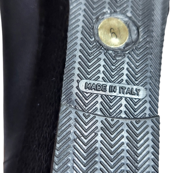 Sesto Meucci Black Flats with Pleated Design - Picture 14 of 15